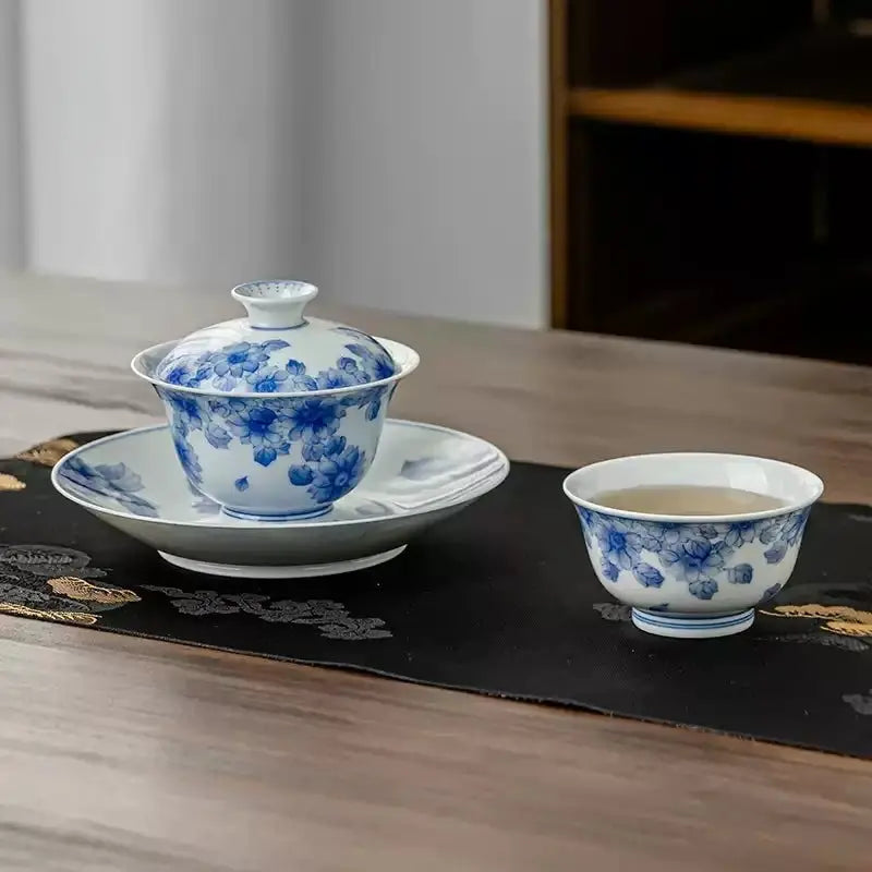 Tai Yang Hua 120cc - Jing De Zhen Porcelain Gaiwan zycschina