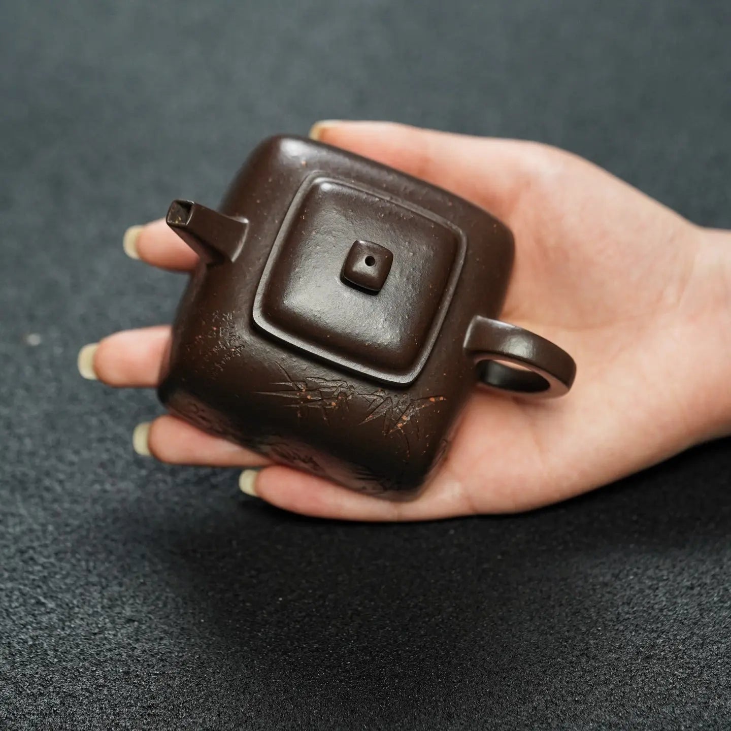 Tan Ran 180cc - Yixing Handmade Teapot 江苏宜兴