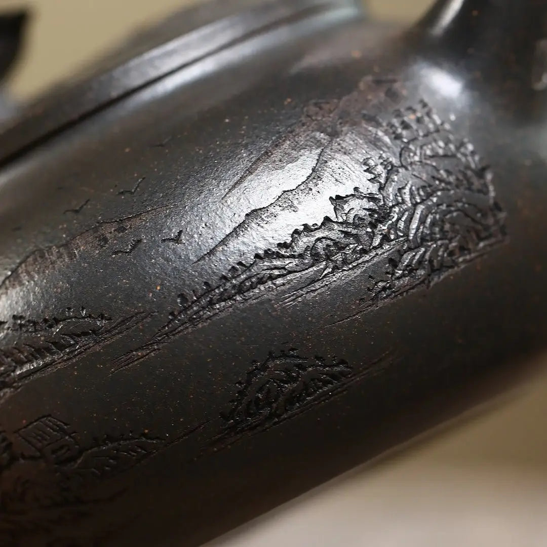 Tang Yi 200cc - Yixing Handmade Teapot 江苏宜兴