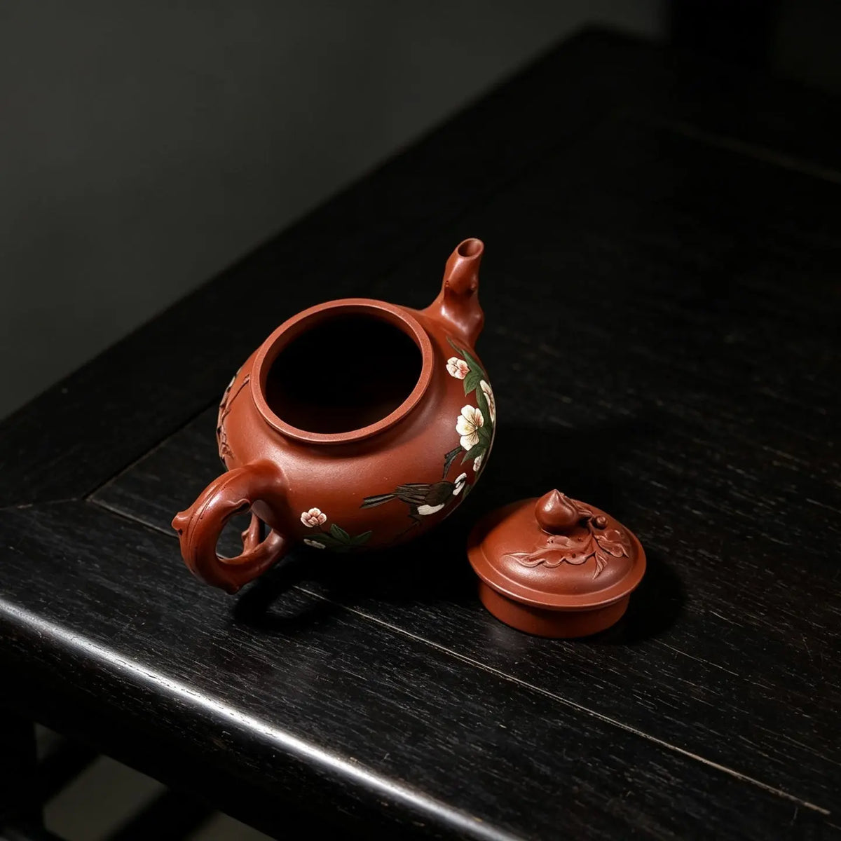 Tao Bao Chun 230cc - Yixing Handmade Teapot 江苏宜兴