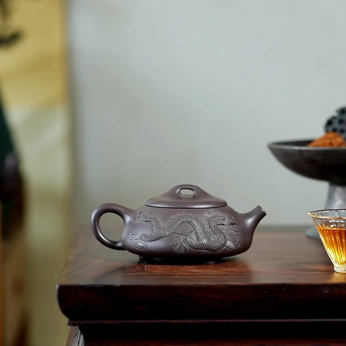 Teng Long Shi Piao 175cc - Yixing Handmade Teapot 江苏宜兴