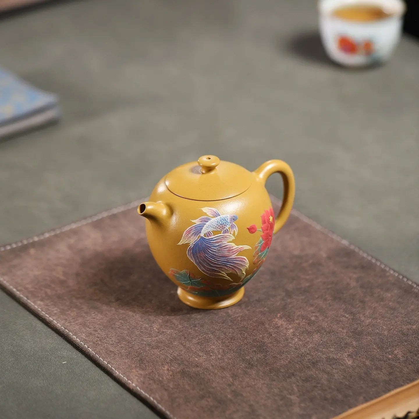 Ting Ting Yu Li 230cc - Yixing Handmade Teapot 江苏宜兴