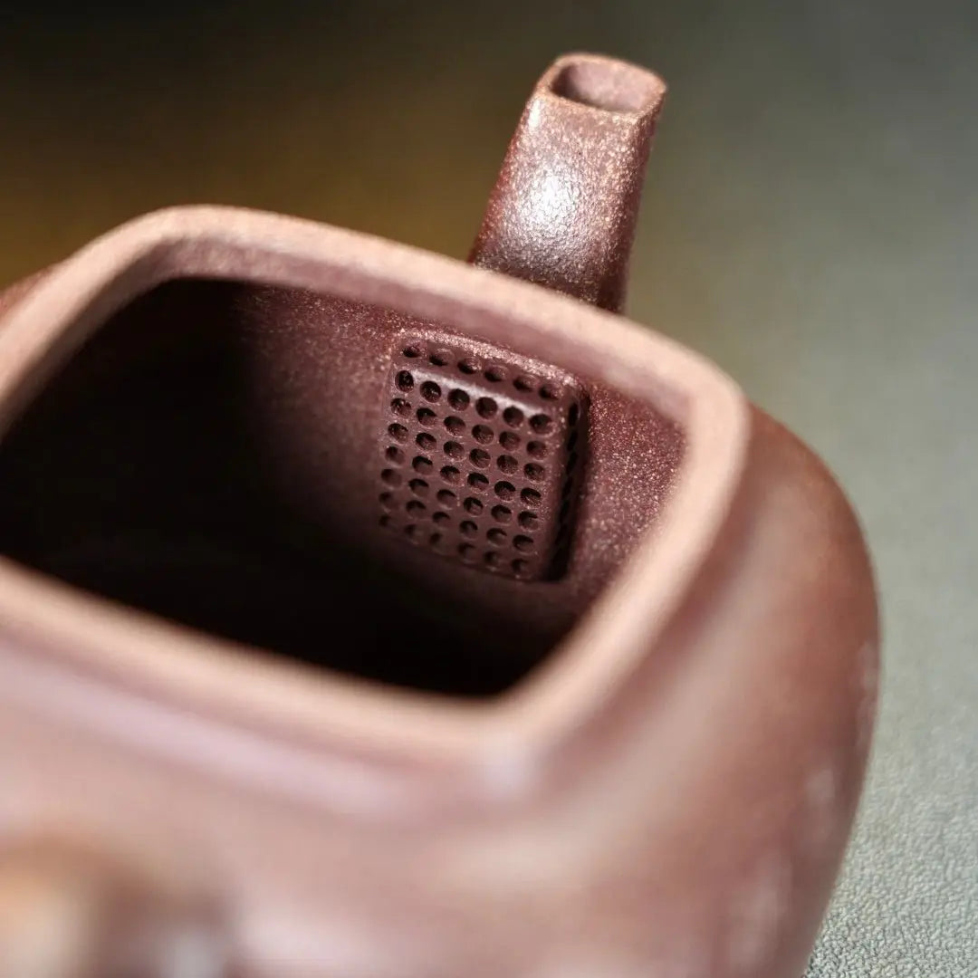 Tong Chen 190cc - Yixing Handmade Teapot 江苏宜兴