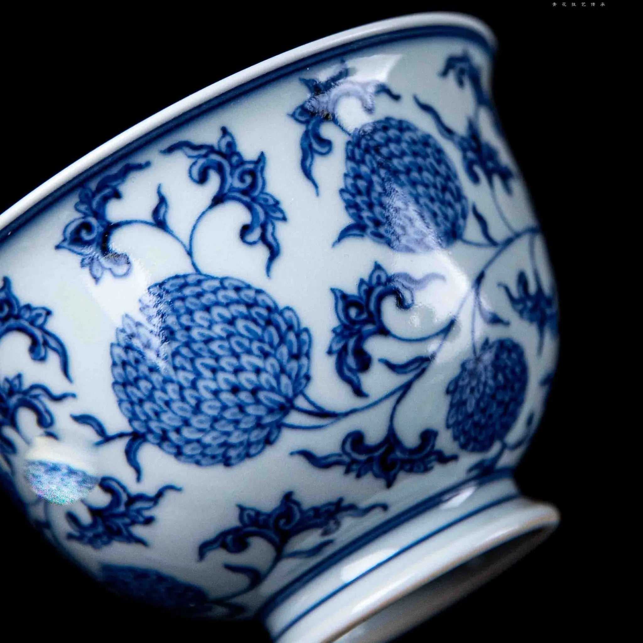 Wan Ju 130cc - Jing De Zhen Porcelain Gaiwan zycschina