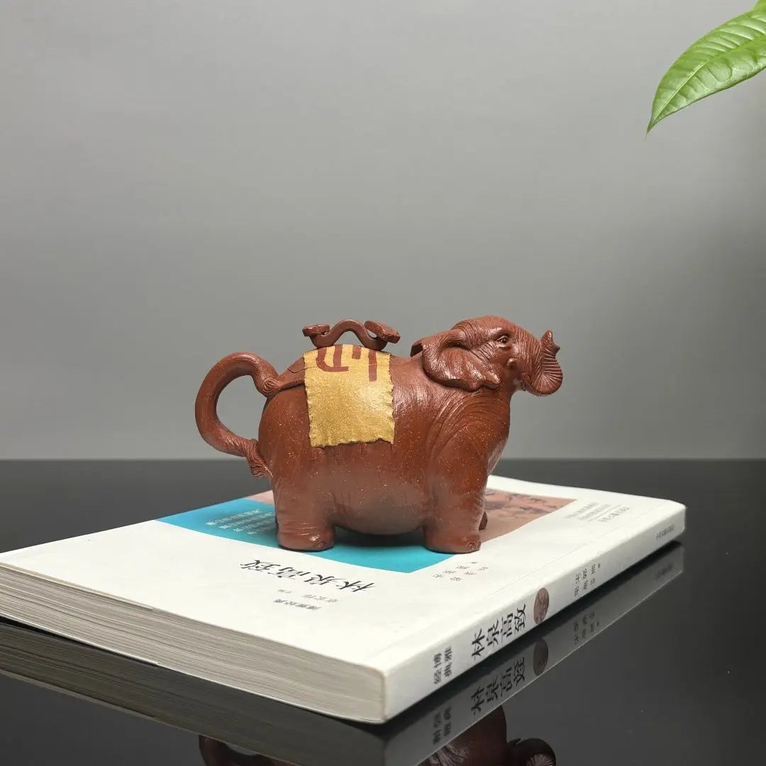 Wan Xiang Geng Xin 200cc - Yixing Handmade Teapot 江苏宜兴
