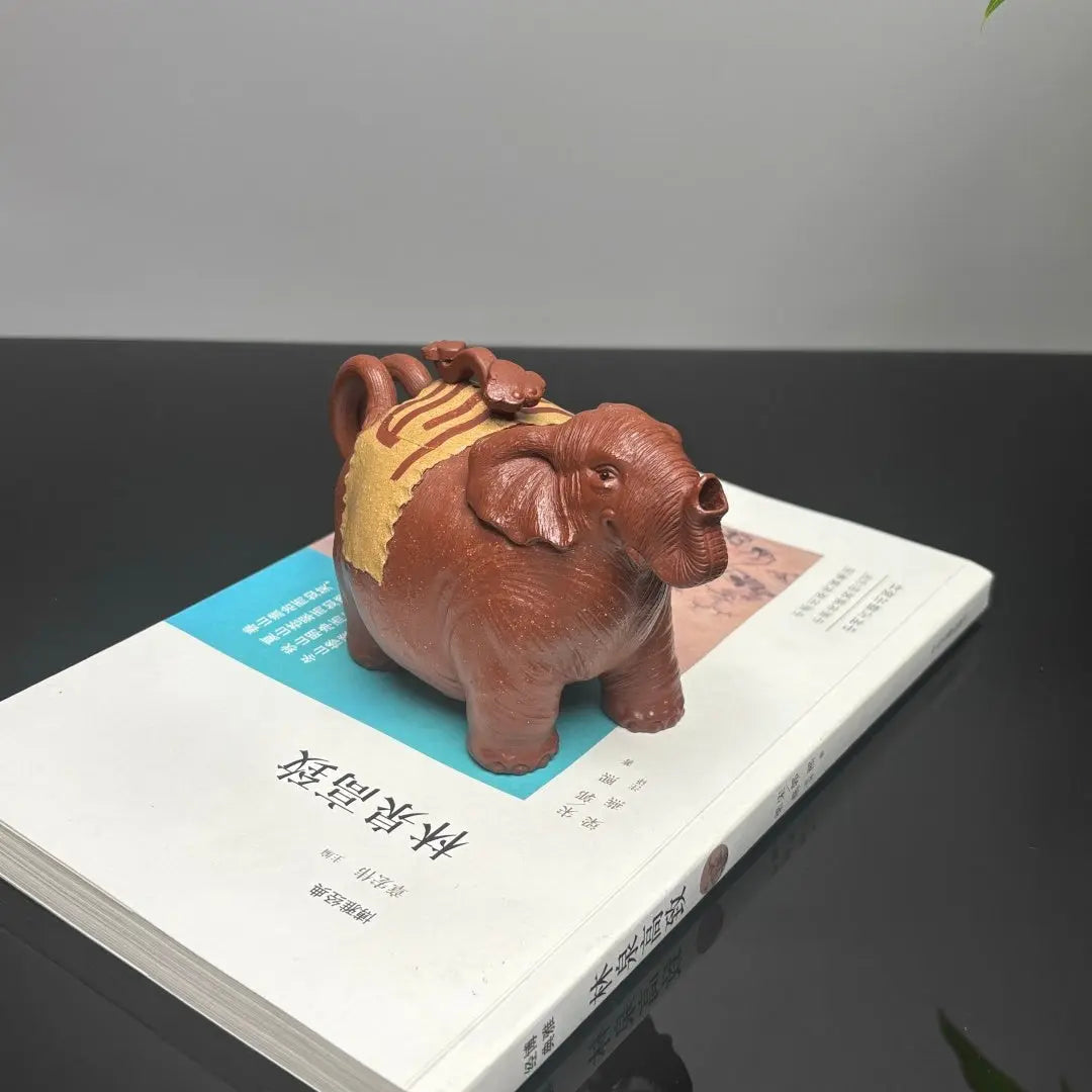 Wan Xiang Geng Xin 200cc - Yixing Handmade Teapot 江苏宜兴