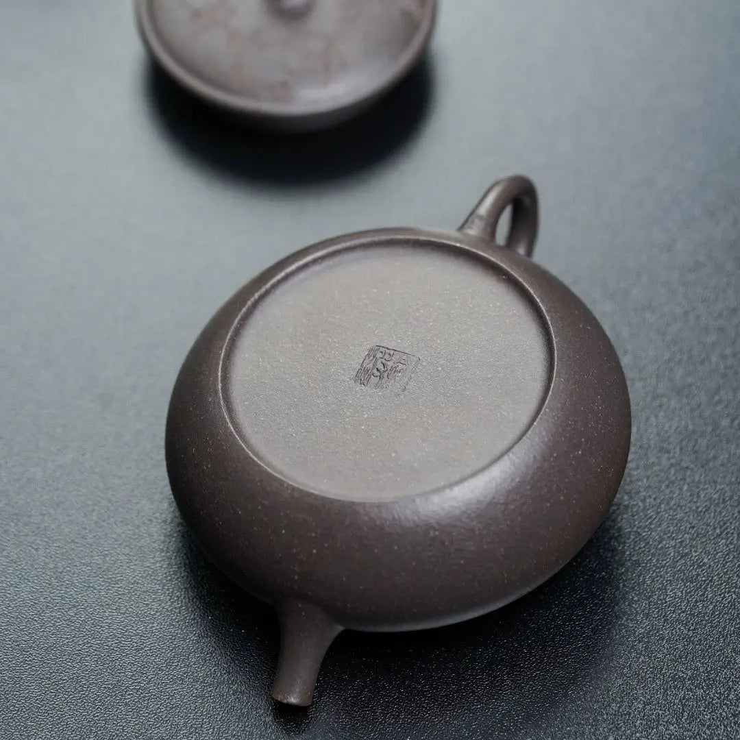 Wang Shu 110cc - Yixing Handmade Teapot 江苏宜兴