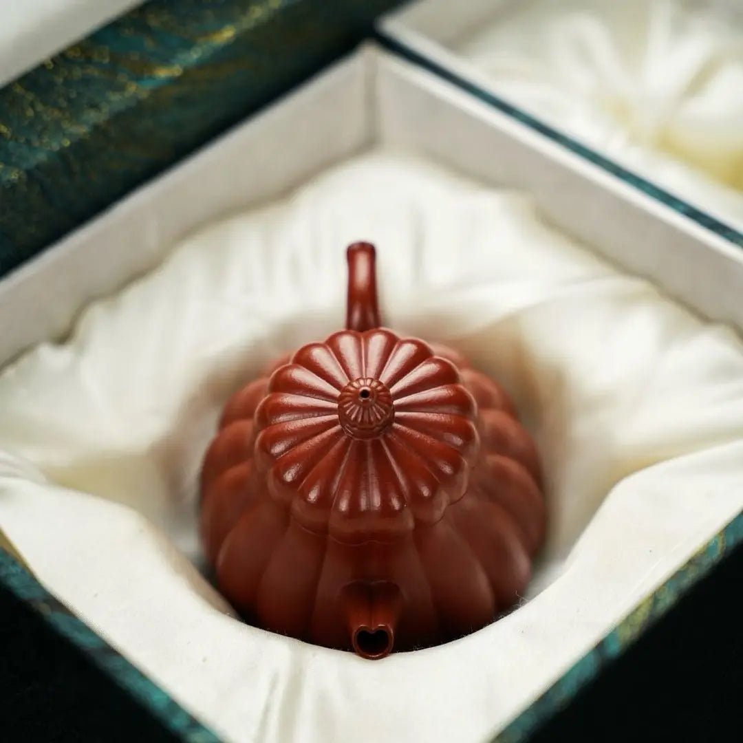 Wen Lan 110cc - Yixing Handmade Teapot 江苏宜兴