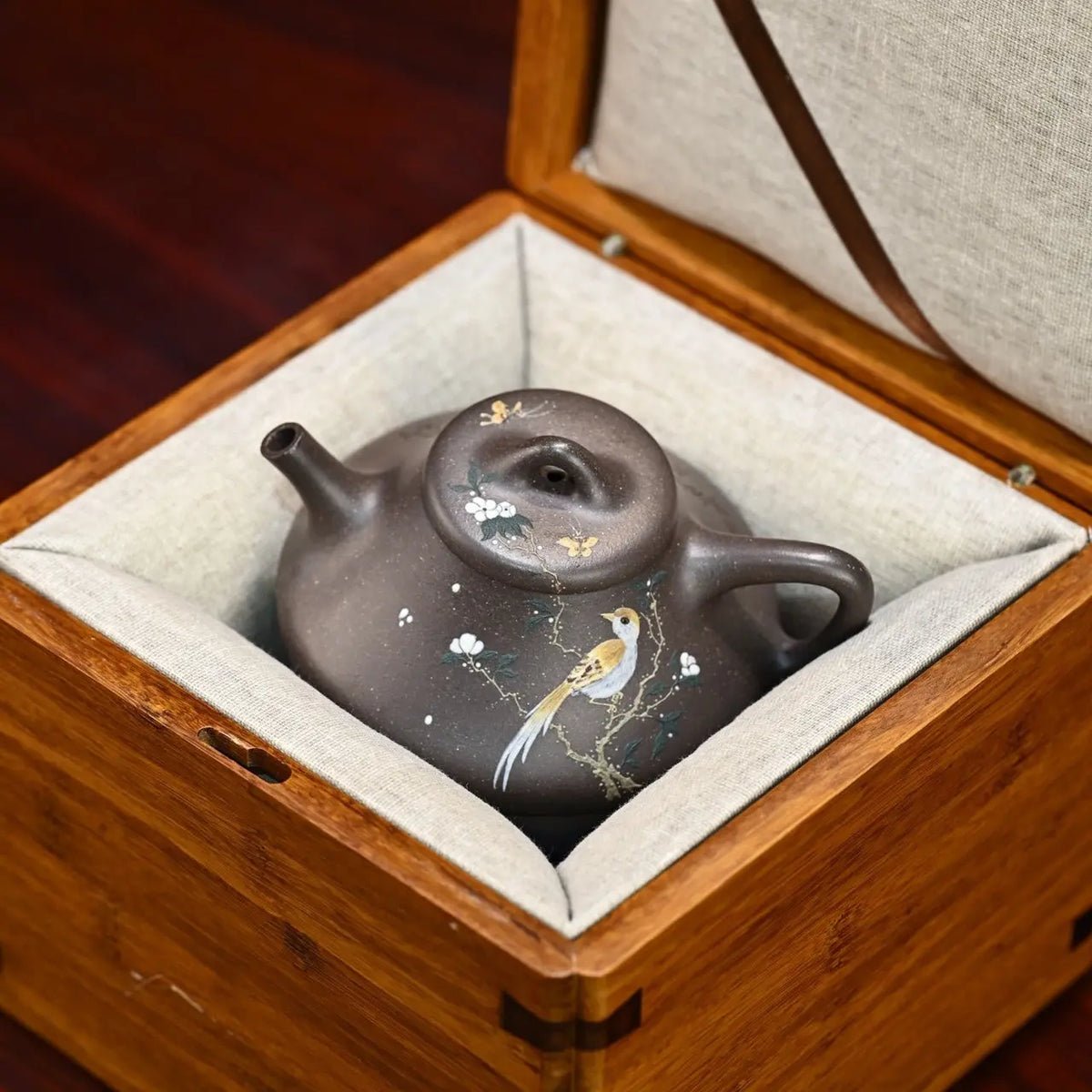 Wen Piao 170cc - Yixing Handmade Teapot 江苏宜兴