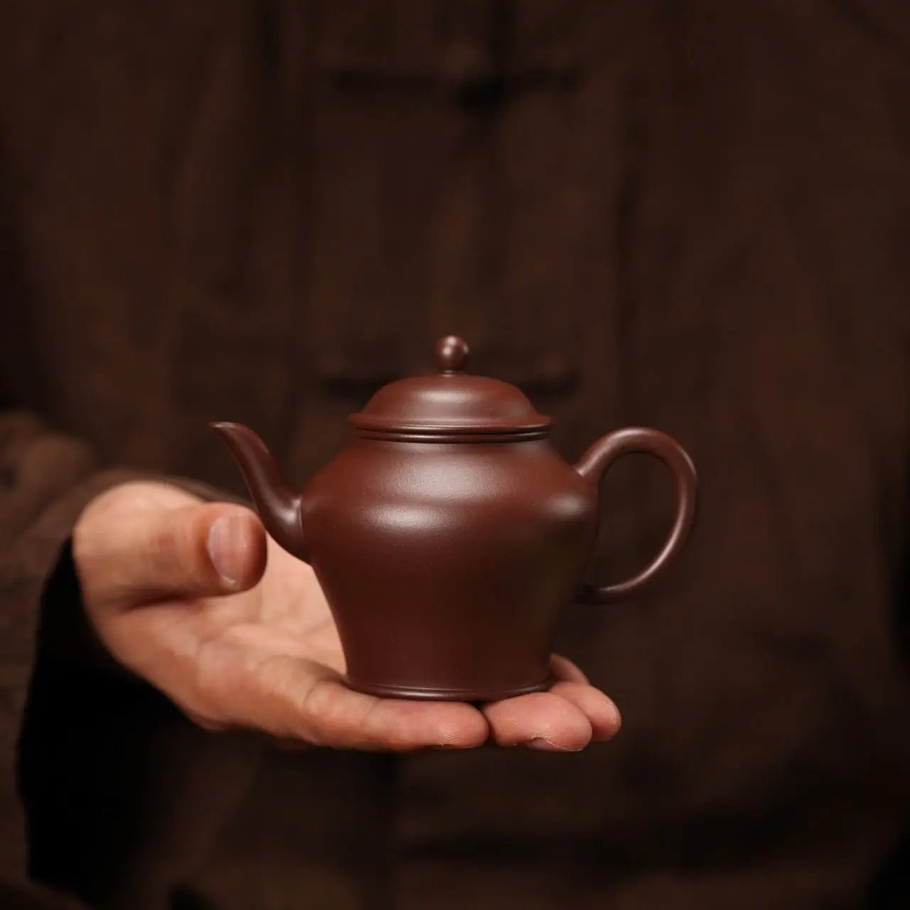 Weng Xing 170cc - Yixing Handmade Teapot 江苏宜兴