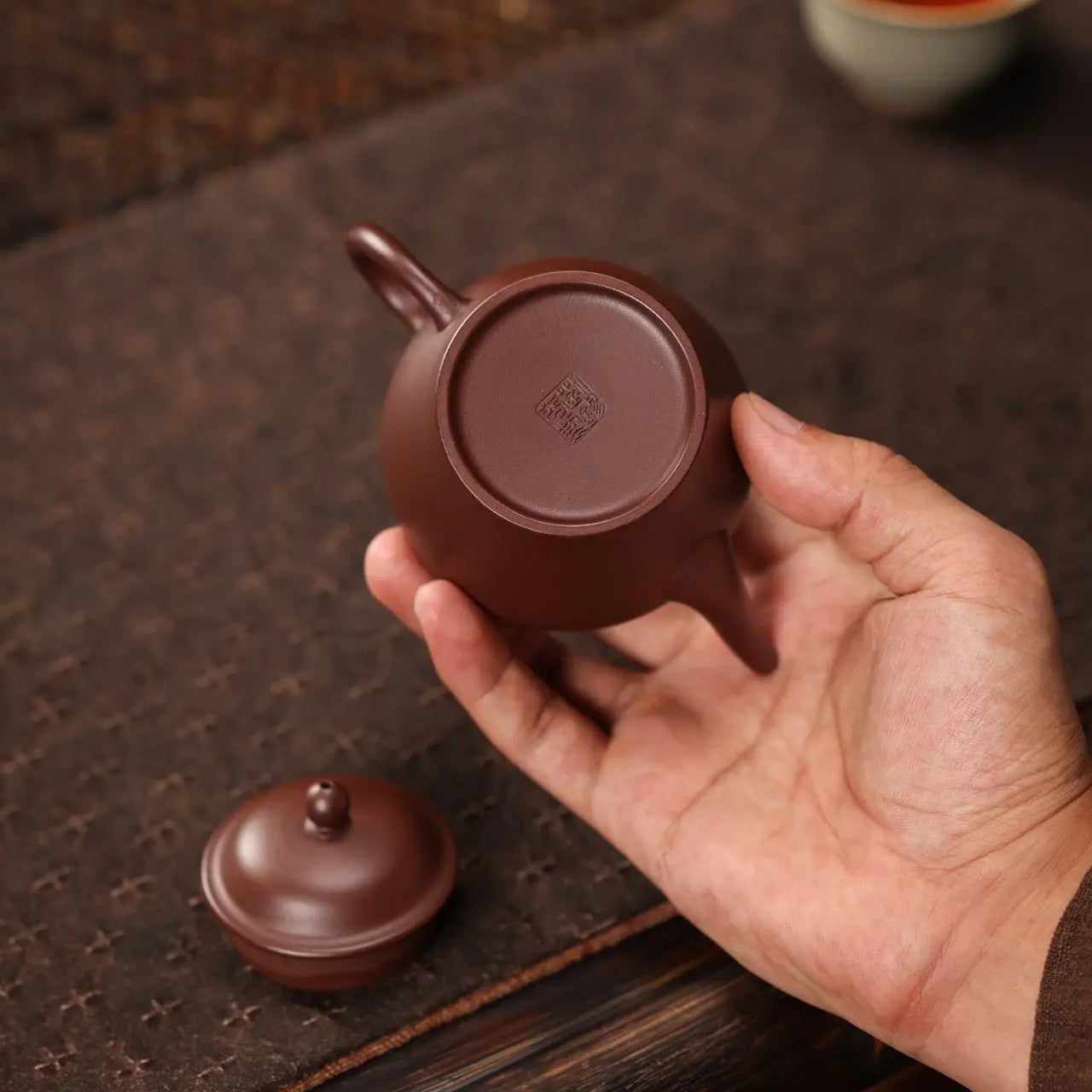 Weng Xing 170cc - Yixing Handmade Teapot 江苏宜兴