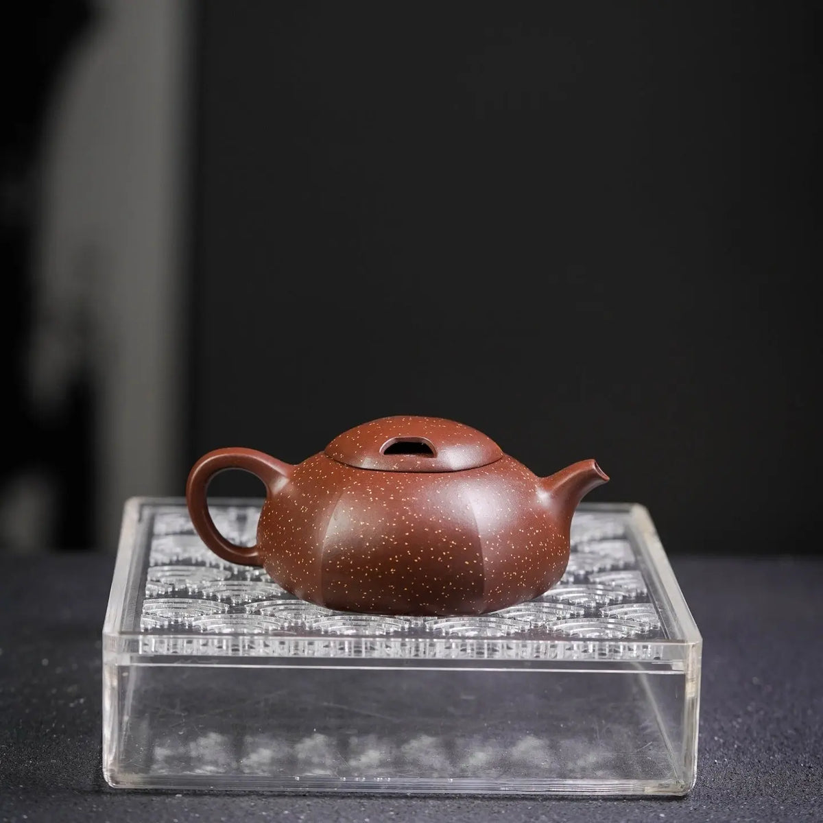 Wu He 170cc - Yixing Handmade Teapot 江苏宜兴