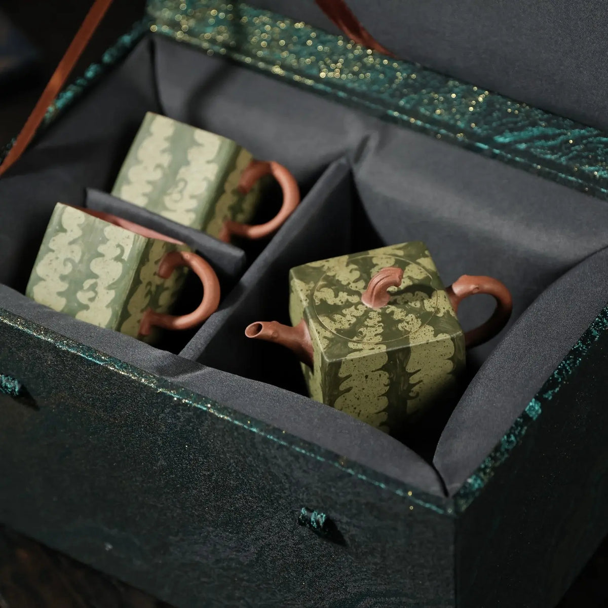 Xi Gua Set - Yixing Handmade Teapot 江苏宜兴