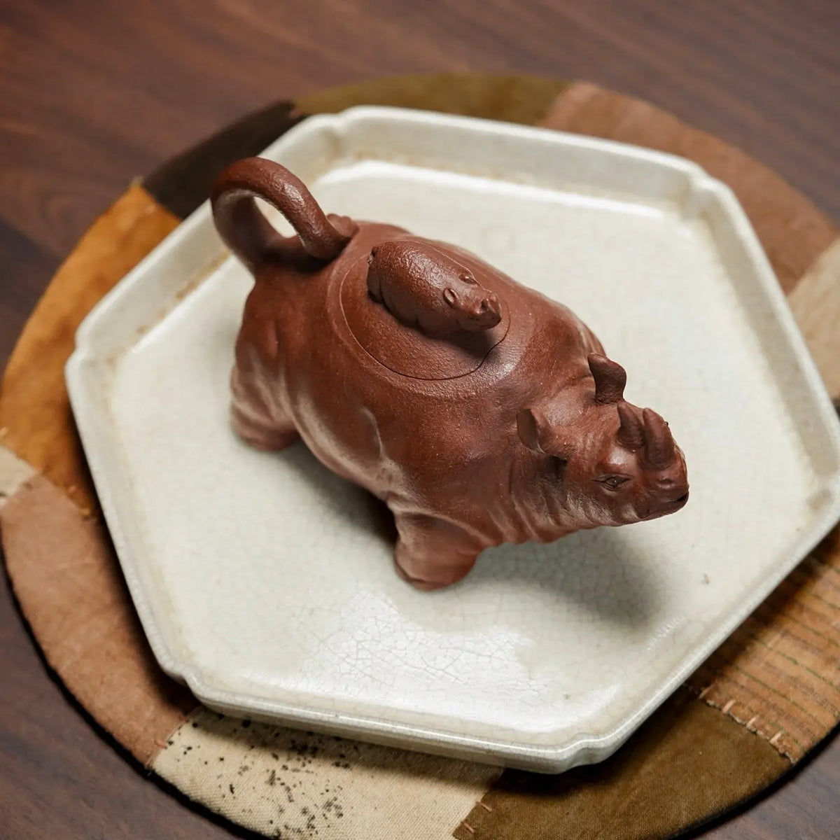 Xi Niu 220cc - Yixing Handmade Teapot 江苏宜兴