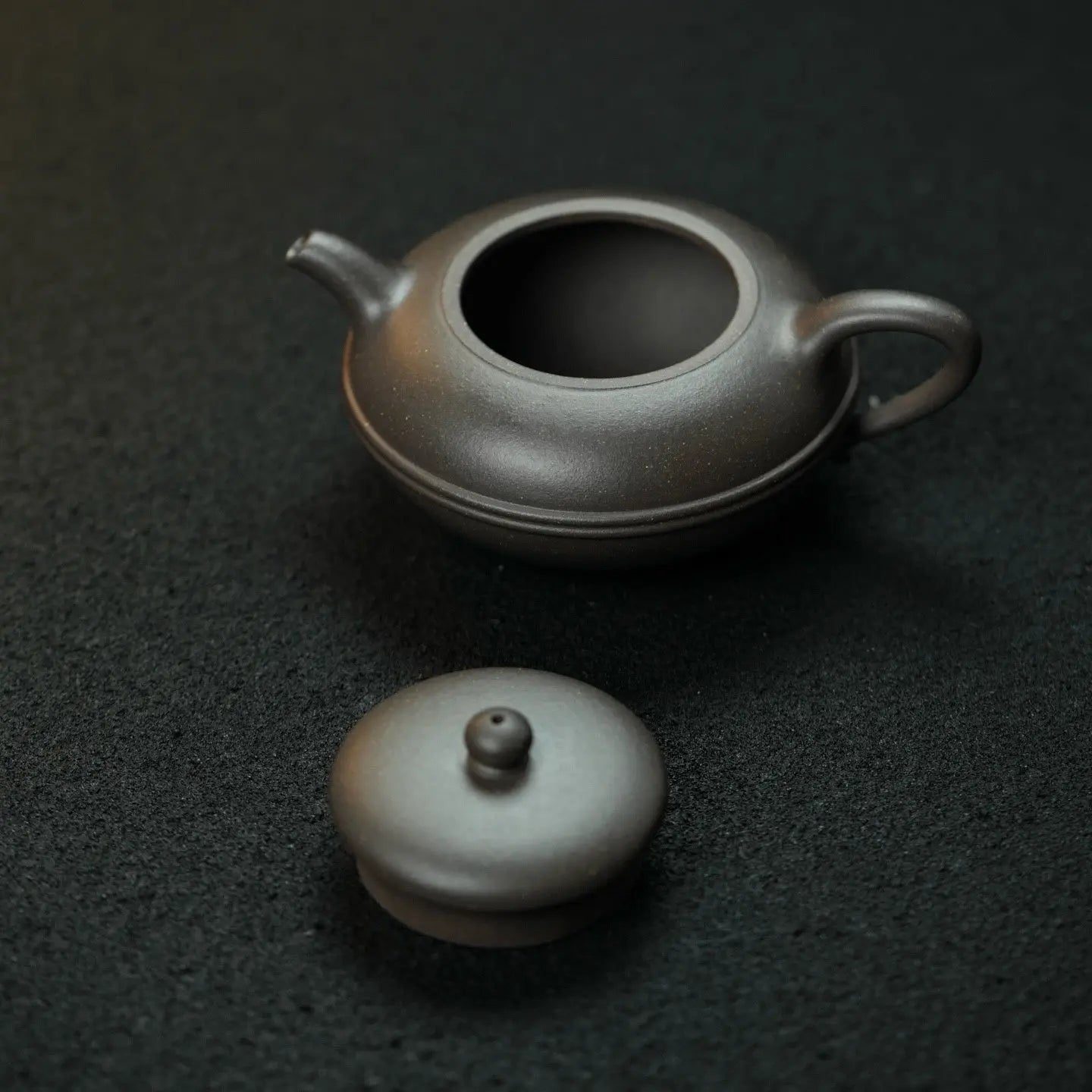 Xian Quan 150cc - Yixing Handmade Teapot 江苏宜兴
