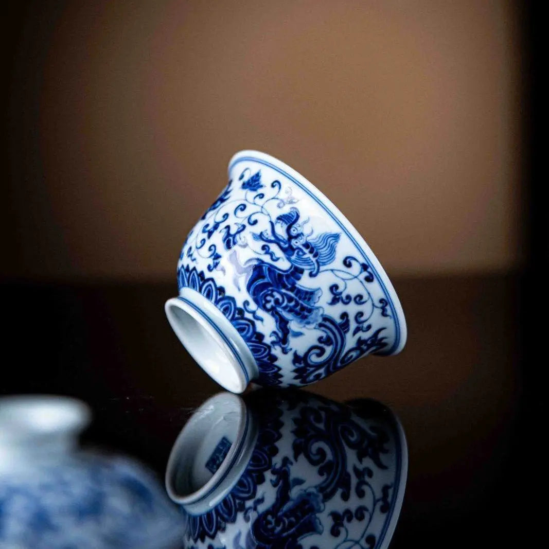 Xiang Cao Long 170cc - Jing De Zhen Porcelain Gaiwan zycschina