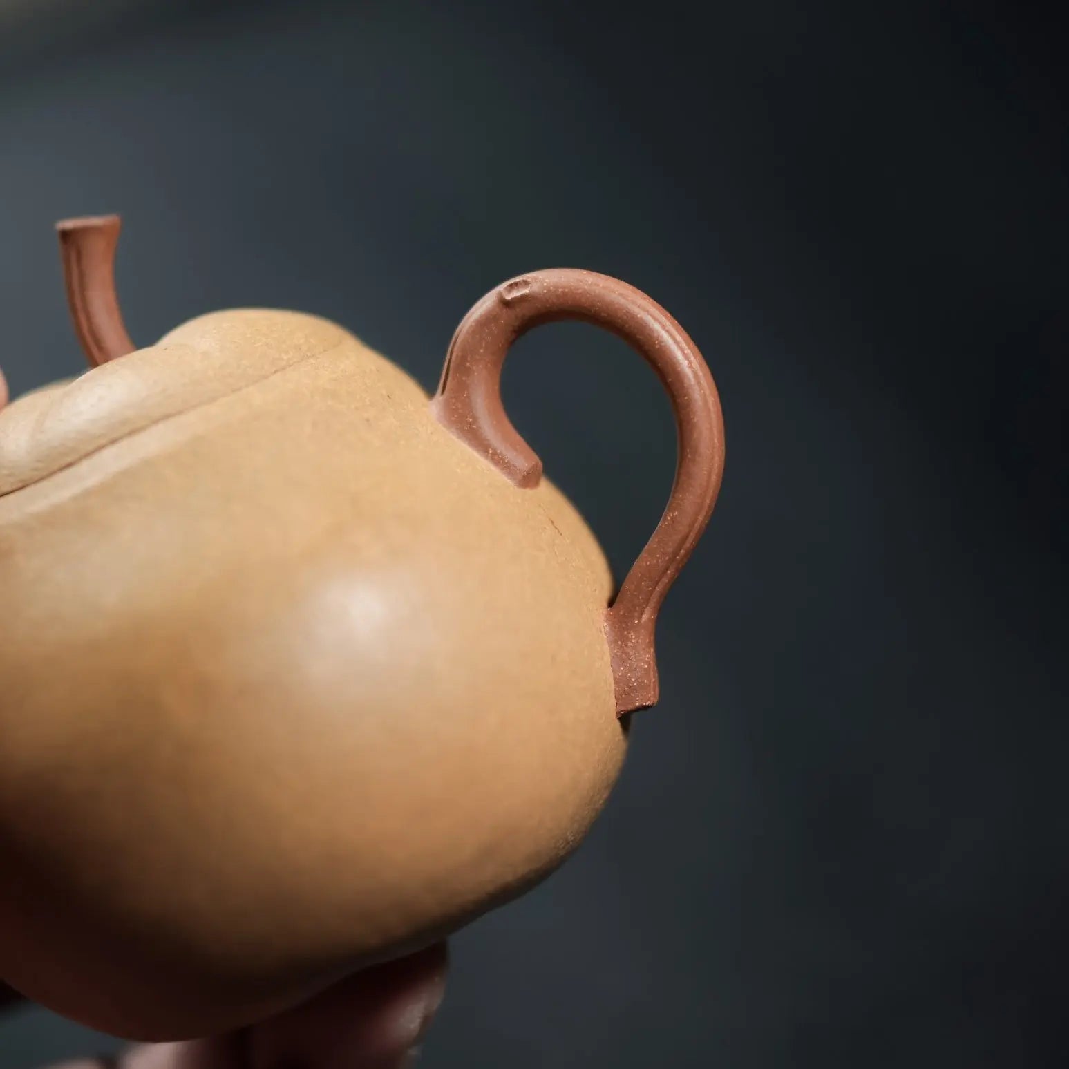 Xiang Li 160cc - Yixing Handmade Teapot 江苏宜兴