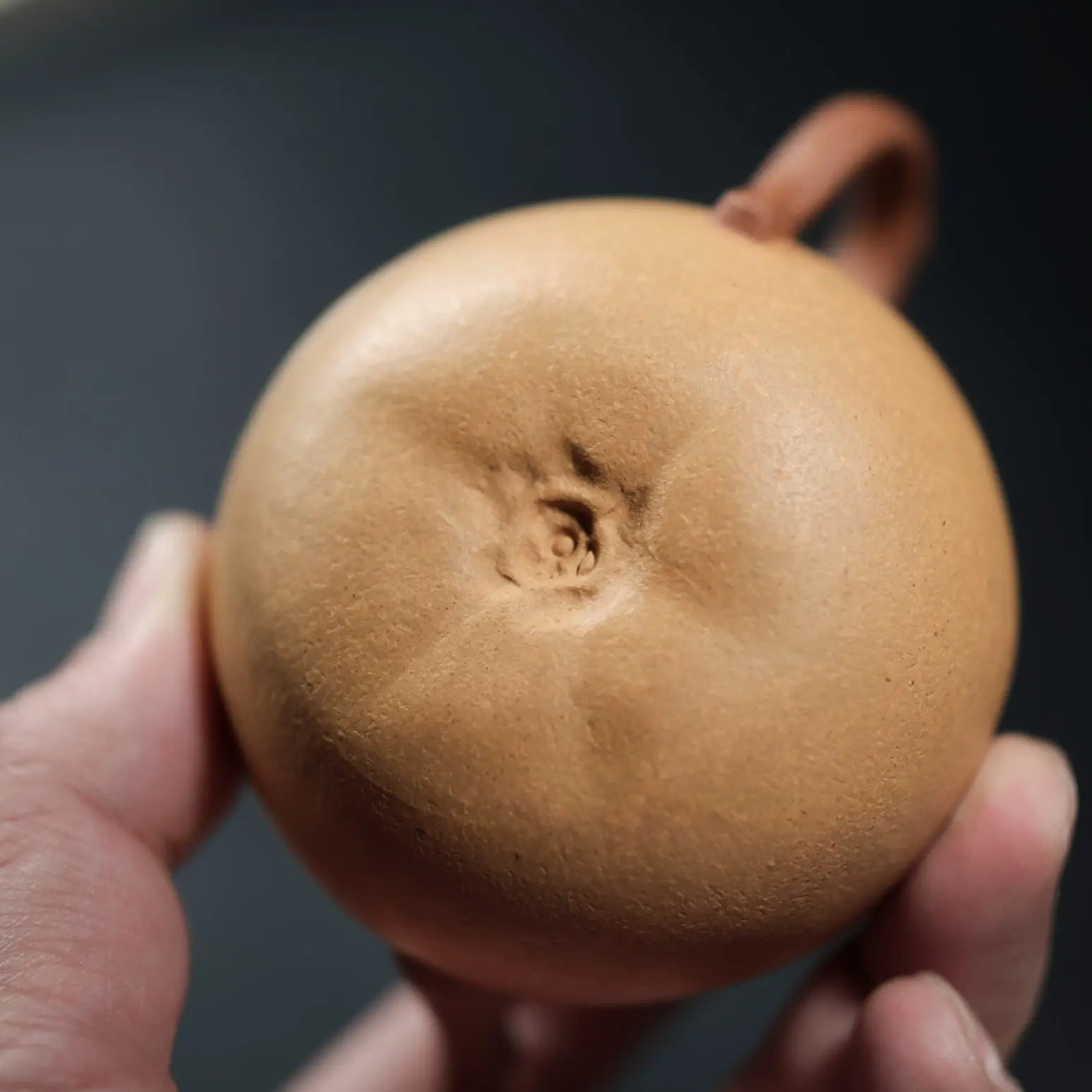 Xiang Li 160cc - Yixing Handmade Teapot 江苏宜兴