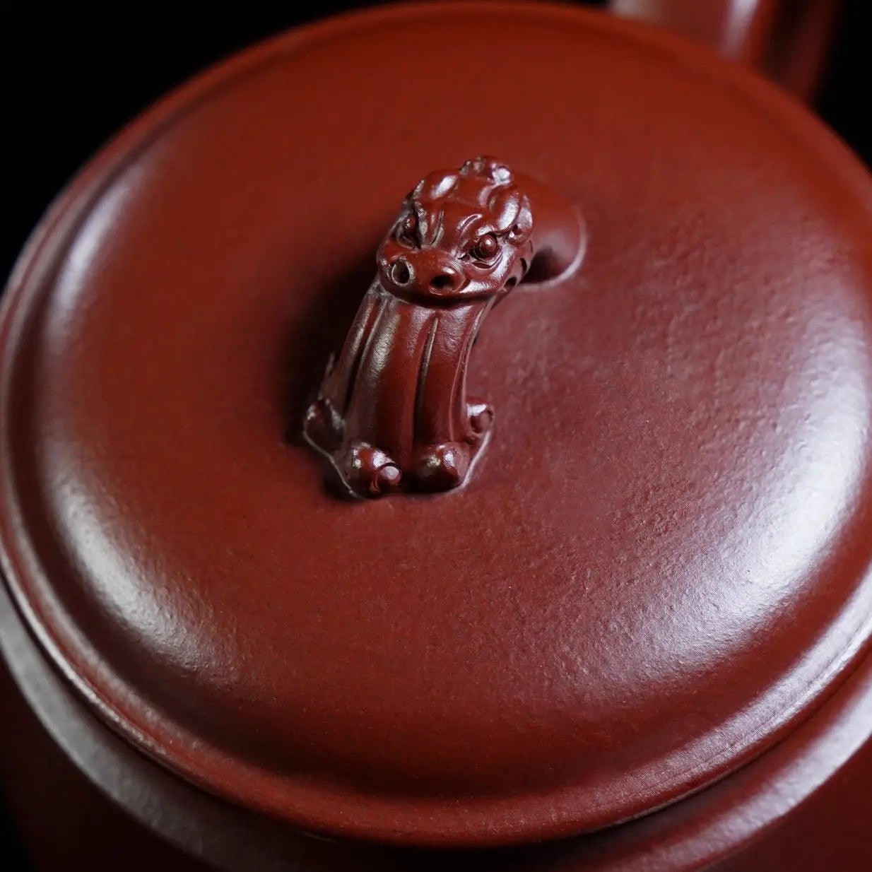 Xiang Long 170cc - Yixing Handmade Teapot 江苏宜兴