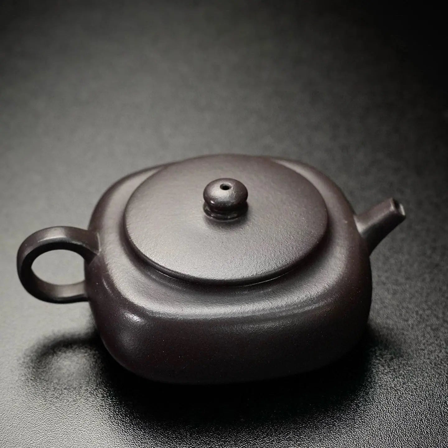 Xiang Ying 150cc - Yixing Handmade Teapot 江苏宜兴