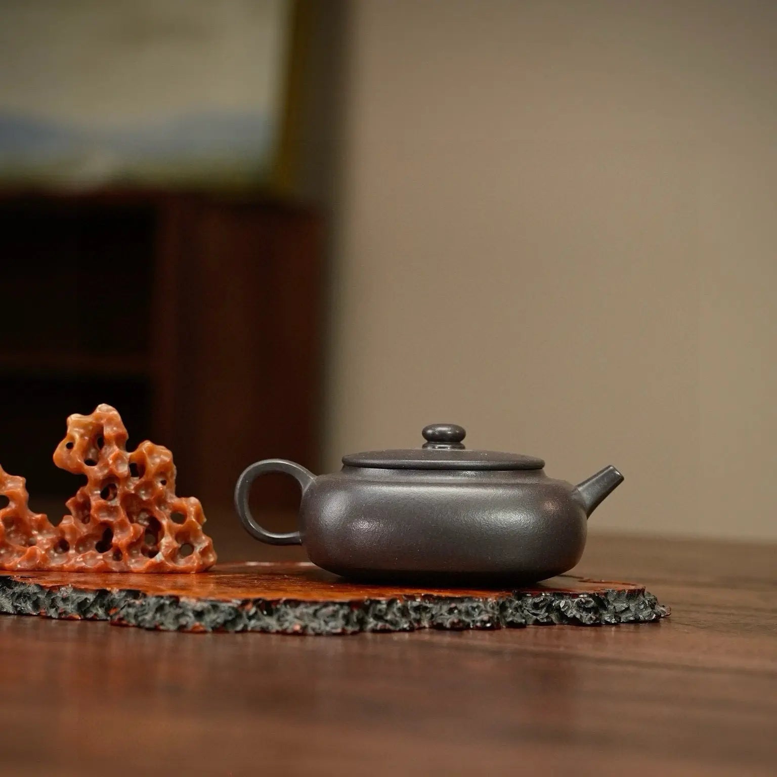 Xiang Ying 150cc - Yixing Handmade Teapot 江苏宜兴