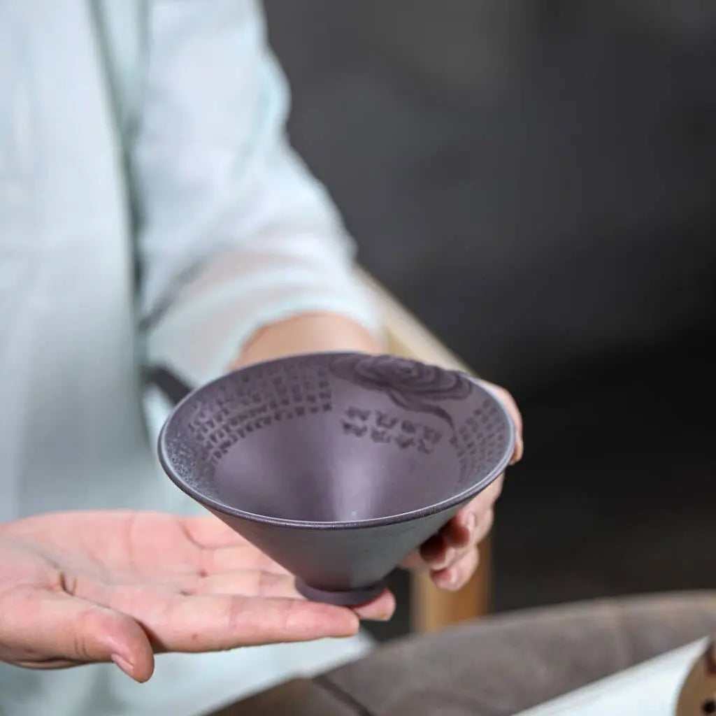 Xiang Yun Xin Jing 150cc - Yixing Handmade Teacup 江苏宜兴