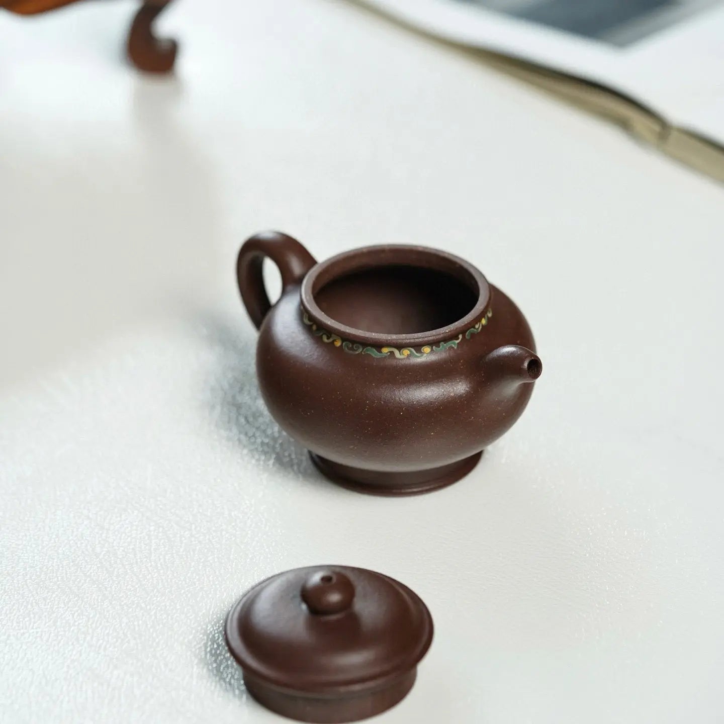 Xiao Duo Zhi 120cc - Yixing Handmade Teapot 江苏宜兴
