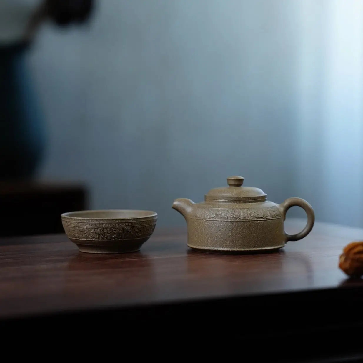 Xiao Fu Zhong 115cc - Yixing Handmade Teapot 江苏宜兴