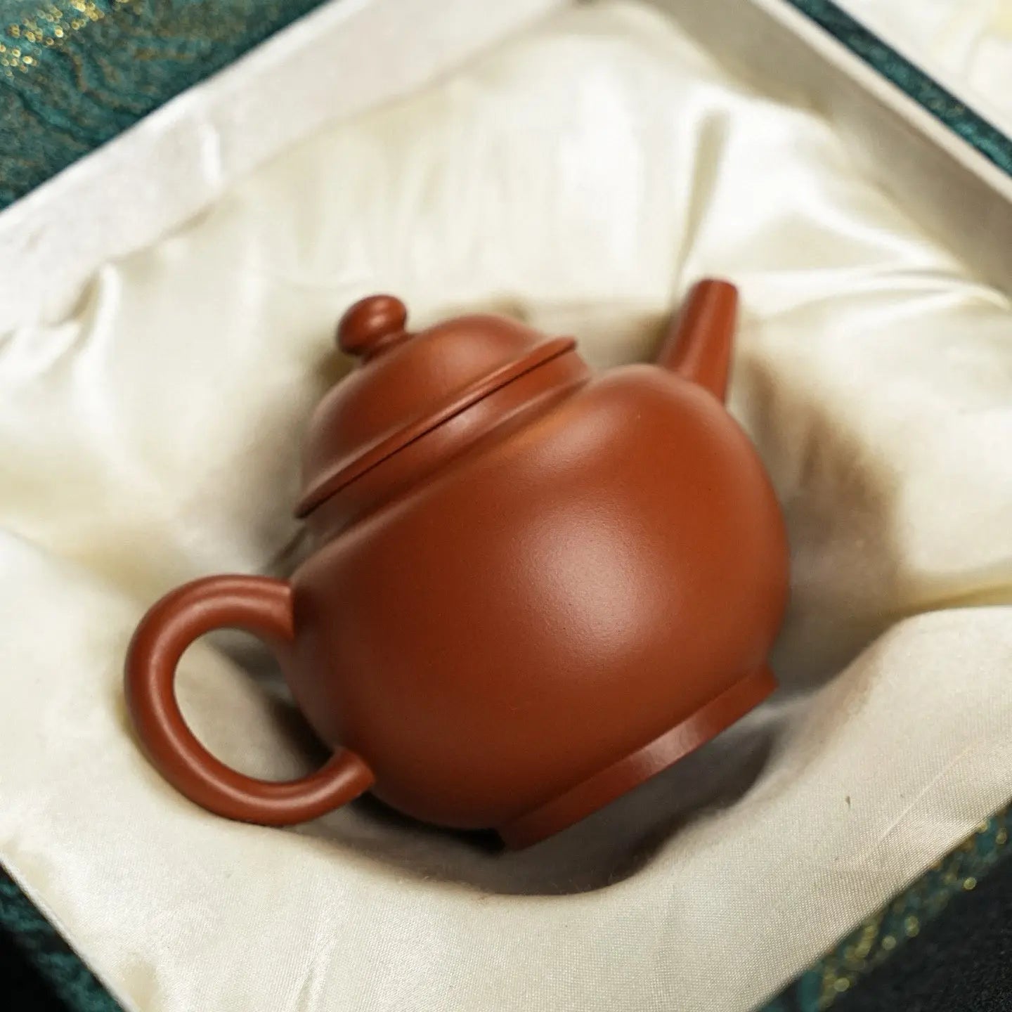 Xiao Ju Lun 150cc - Yixing Handmade Teapot 江苏宜兴