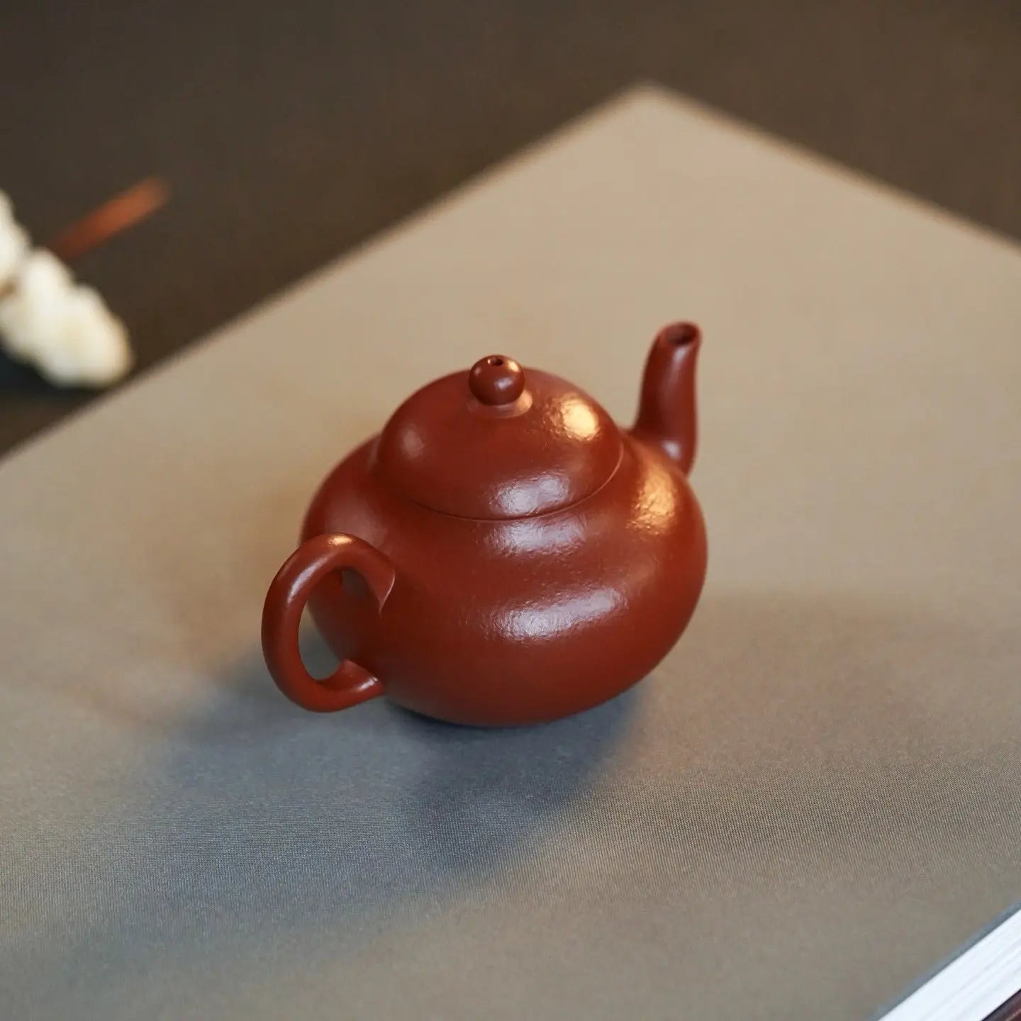 Xiao Li Xing 110cc - Yixing Handmade Teapot 江苏宜兴