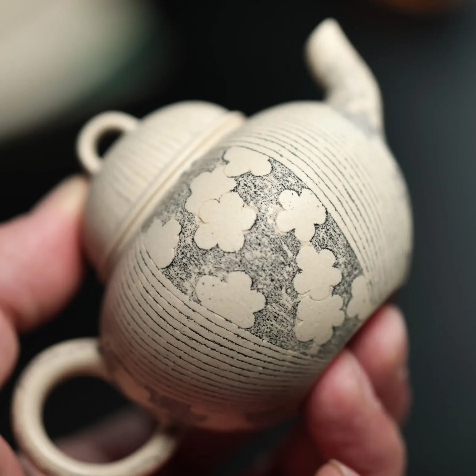 Xiao Man 110cc - Yixing Handmade Teapot 江苏宜兴