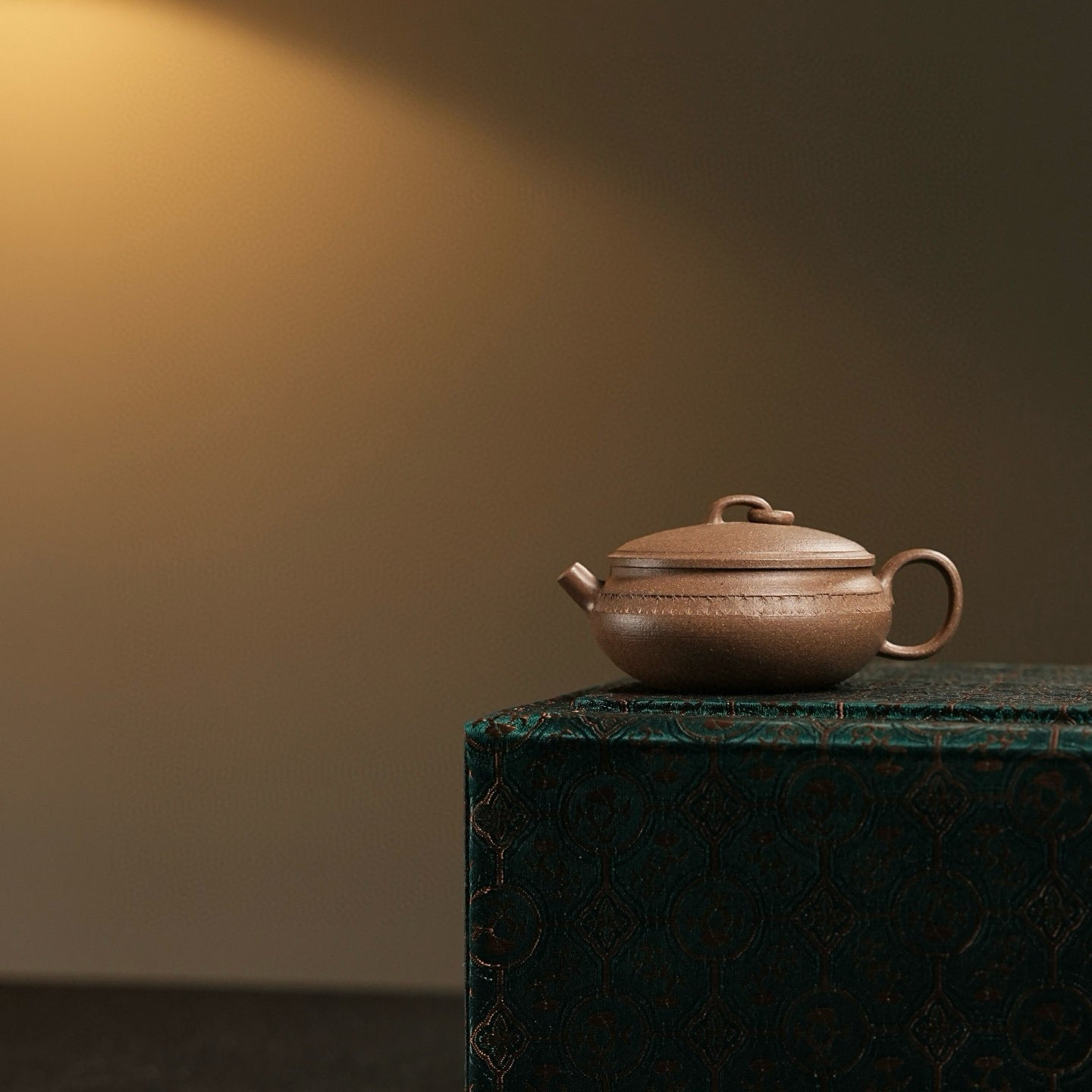 Xiao Man Tang 65cc - Yixing Handmade Teapot 江苏宜兴