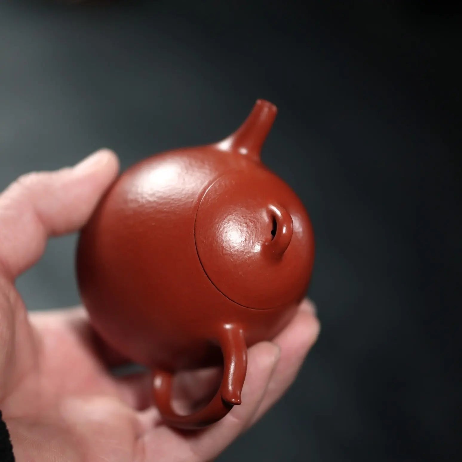 Xiao Qin Quan 180cc - Yixing Handmade Teapot 江苏宜兴