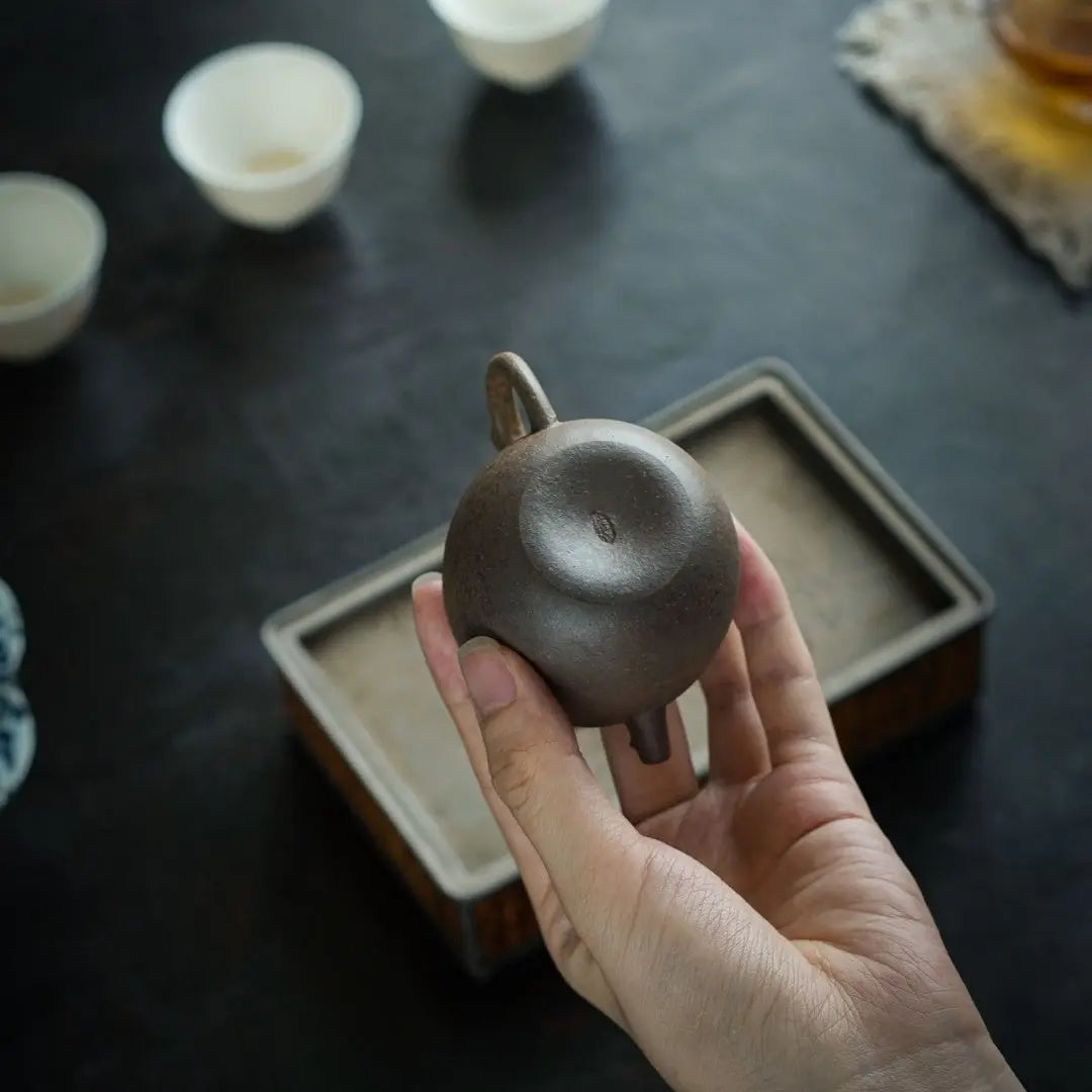 Xiao Shi Zi 90cc - Yixing Handmade Teapot 江苏宜兴