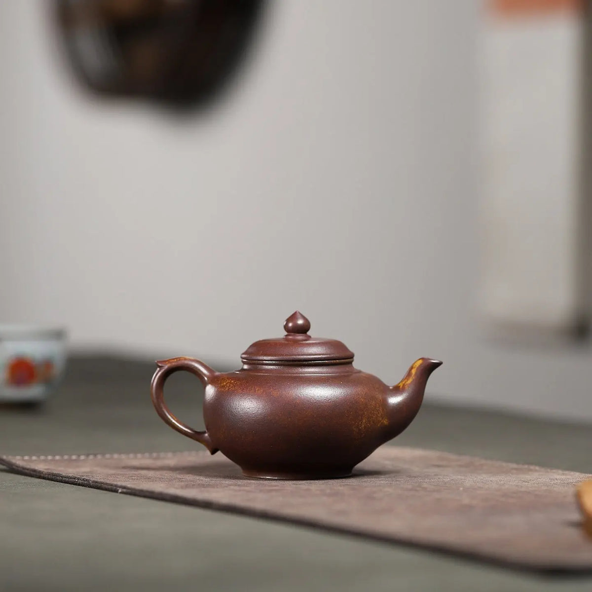 Xiao Ying 170cc - Yixing Handmade Teapot 江苏宜兴