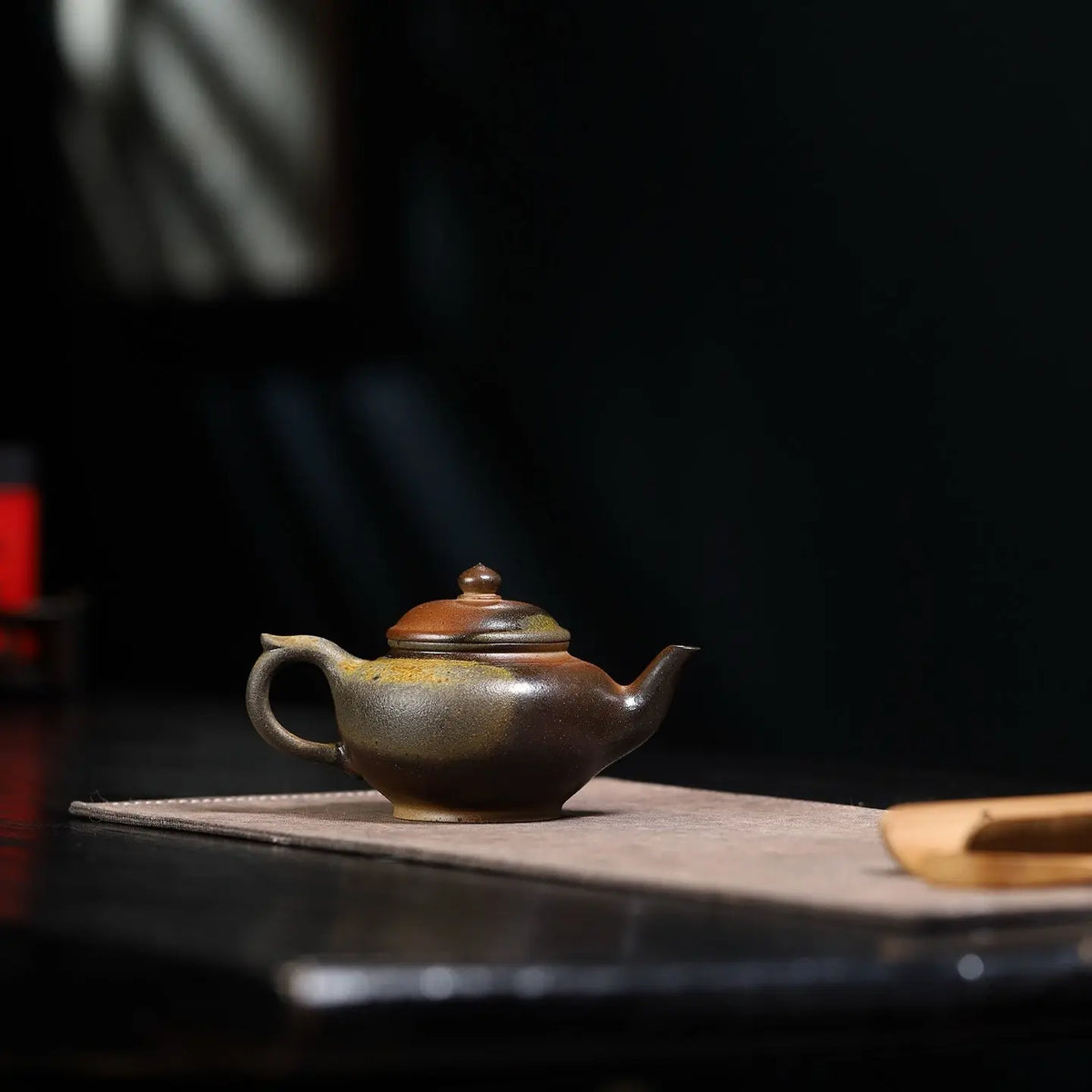 Xiao Ying 230cc - Yixing Handmade Teapot 江苏宜兴