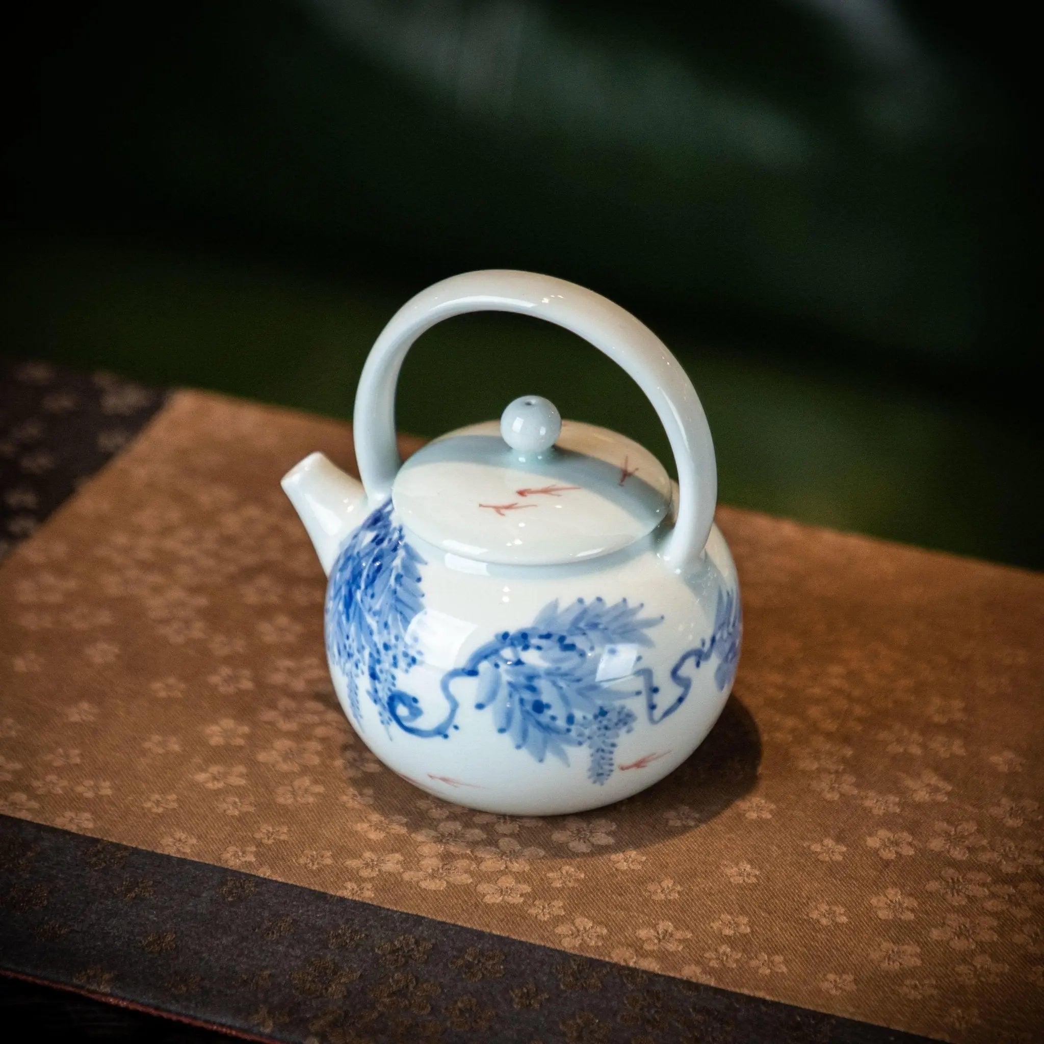 Xiao Yu Ti Liang 150cc - Jing De Zhen Porcelain Teapot zycschina