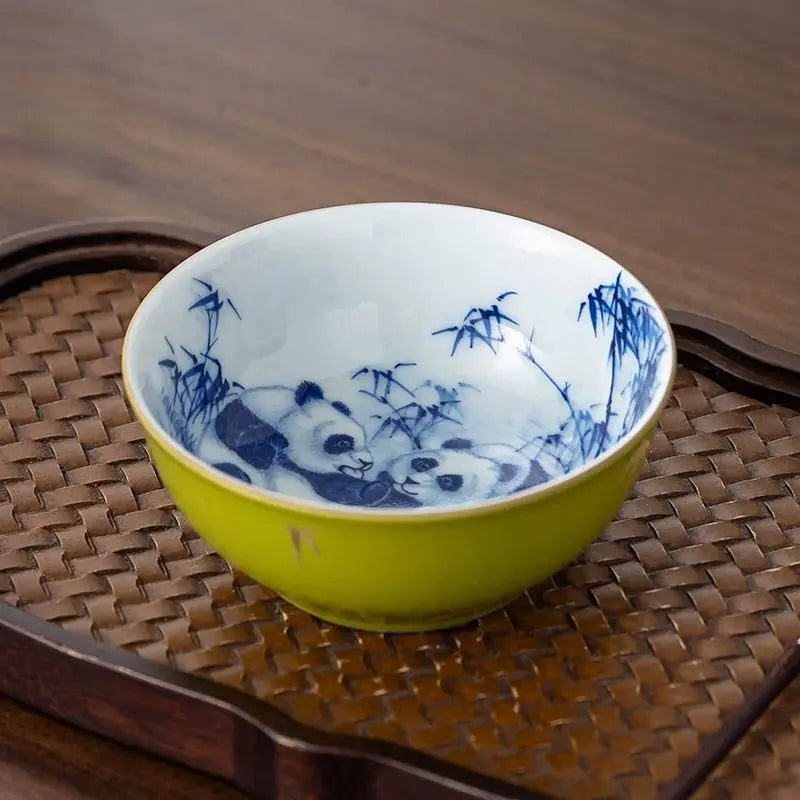 Xiong Mao 150cc - Jing De Zhen Porcelain Gaiwan zycschina
