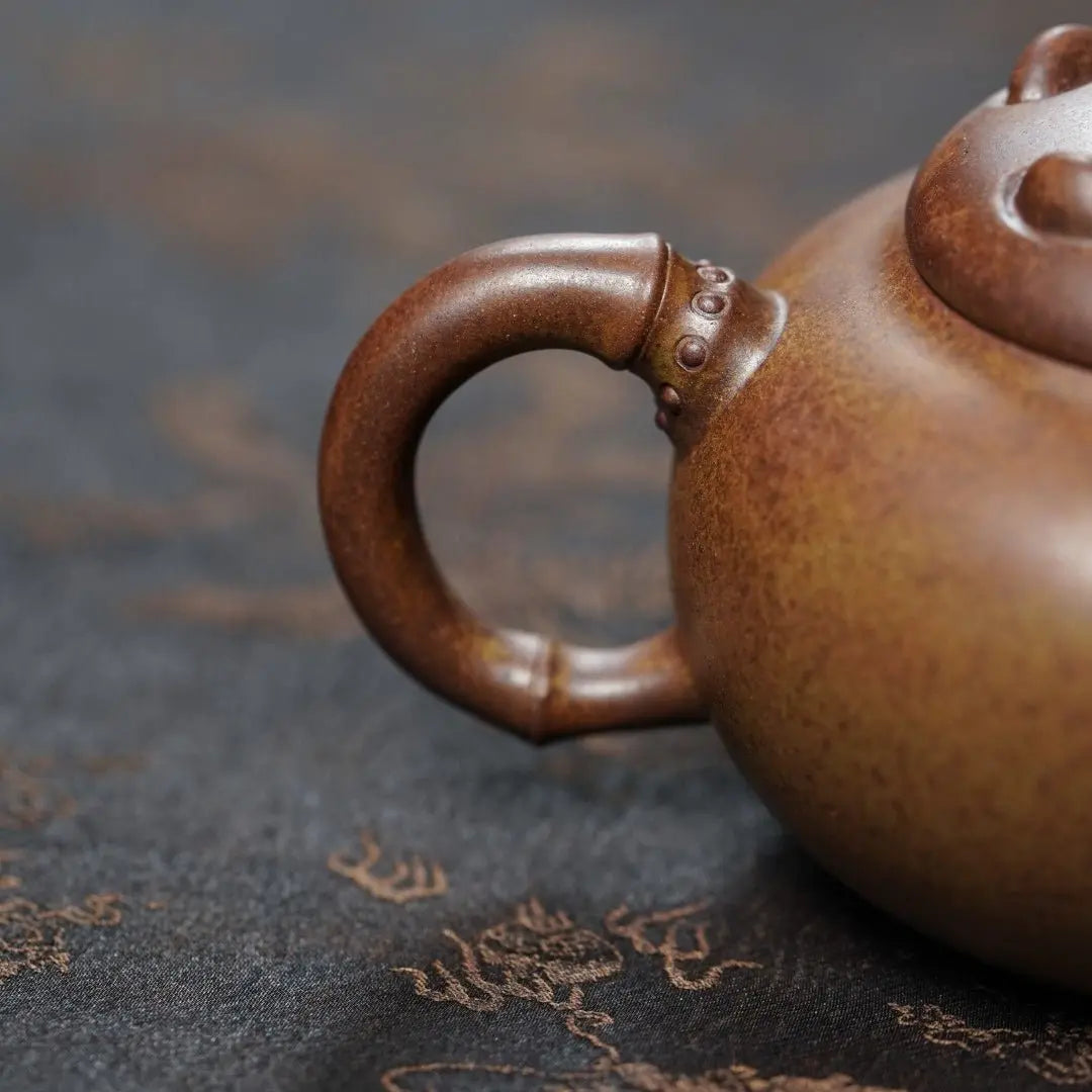Xiong Mao 180cc - Yixing Handmade Teapot 江苏宜兴
