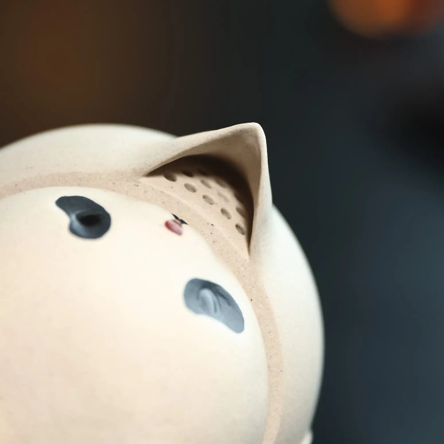 Xiong Mao 220cc - Yixing Handmade Teapot 江苏宜兴