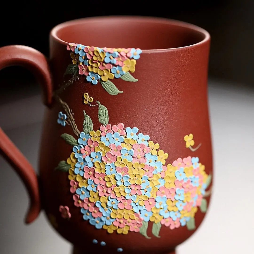 Xiu Qiu Hua 170cc - Yixing Handmade Teacup 江苏宜兴