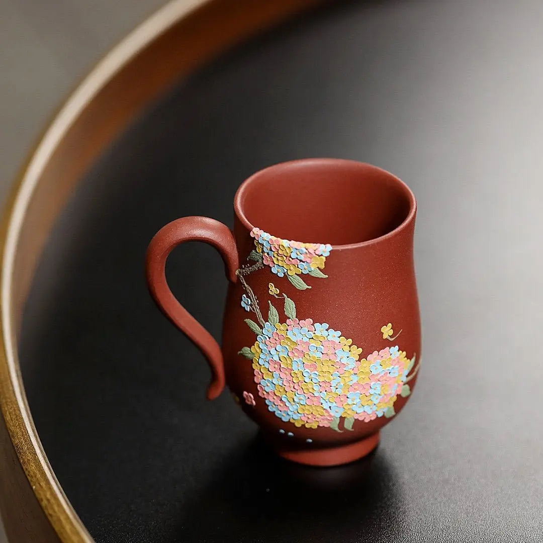 Xiu Qiu Hua 170cc - Yixing Handmade Teacup 江苏宜兴