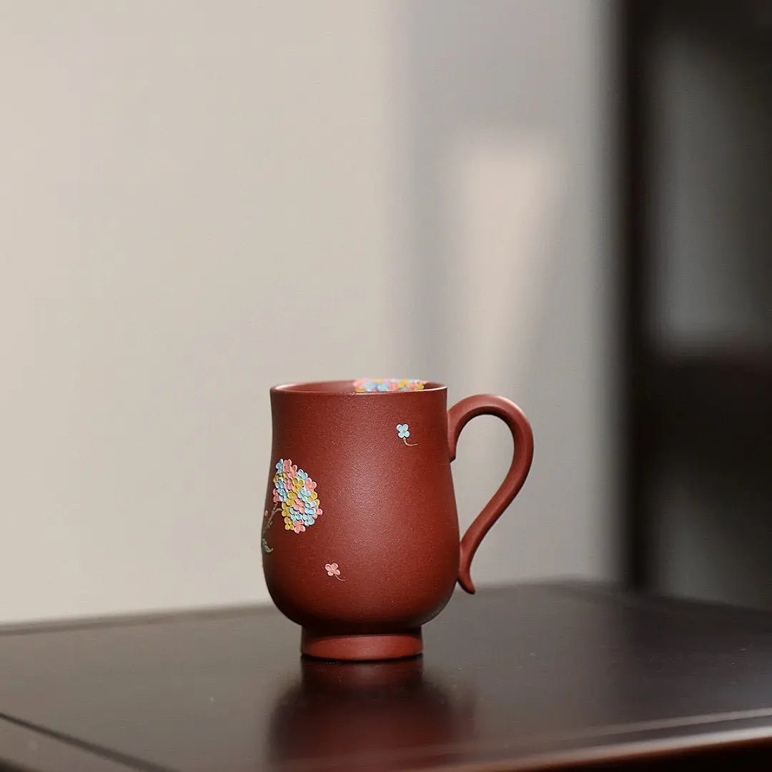 Xiu Qiu Hua 170cc - Yixing Handmade Teacup 江苏宜兴