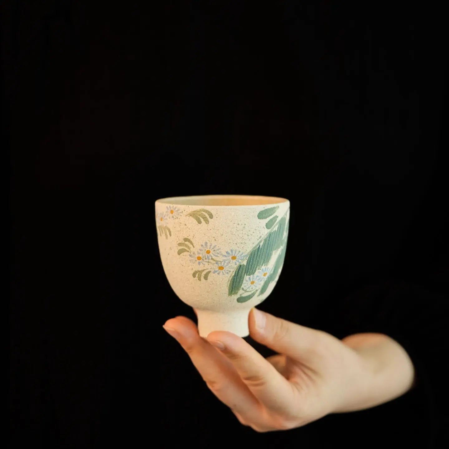 Xiu Qiu - Yixing Handmade Teacup 江苏宜兴
