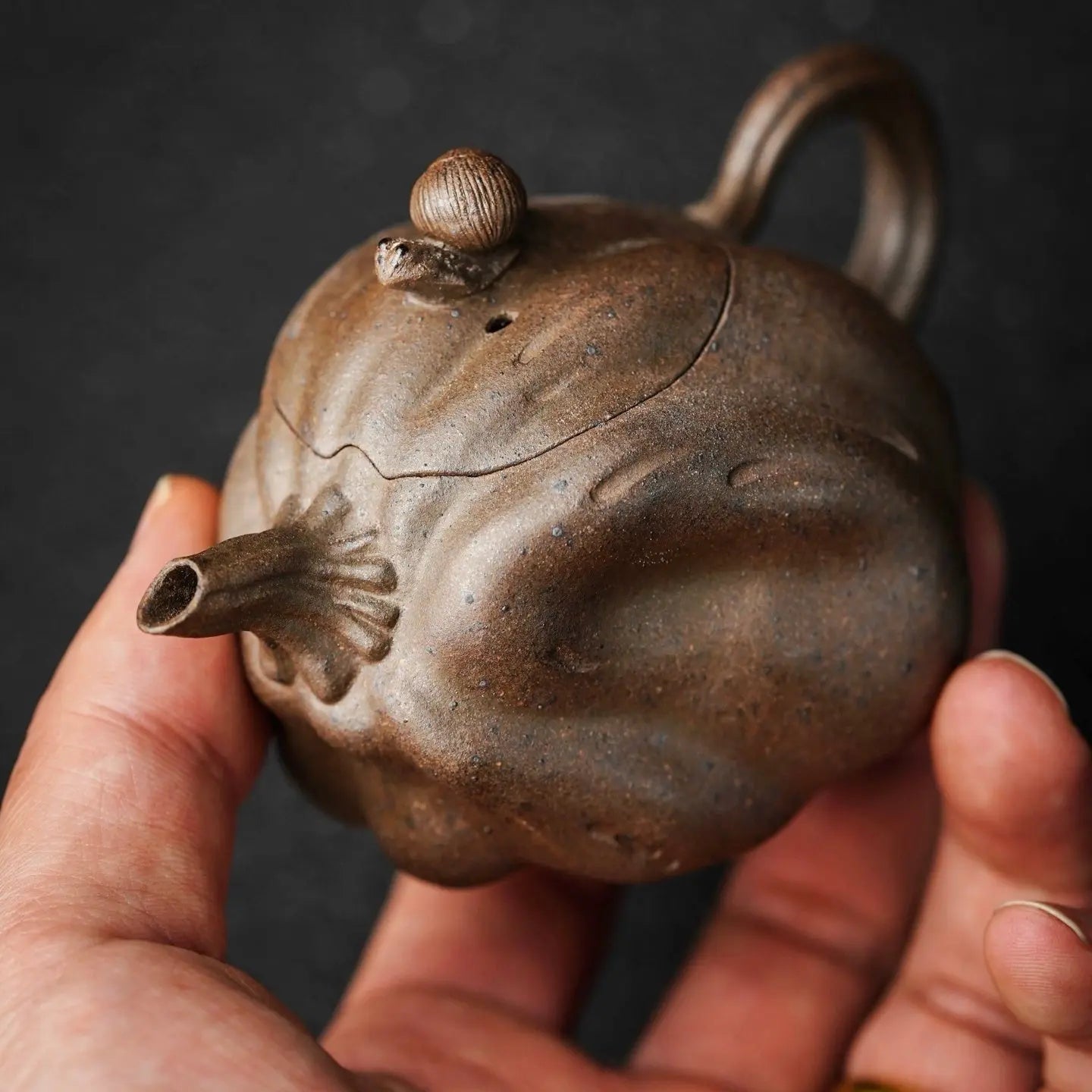 Xiu Yu Nan Gua 110cc - Yixing Handmade Teapot 江苏宜兴