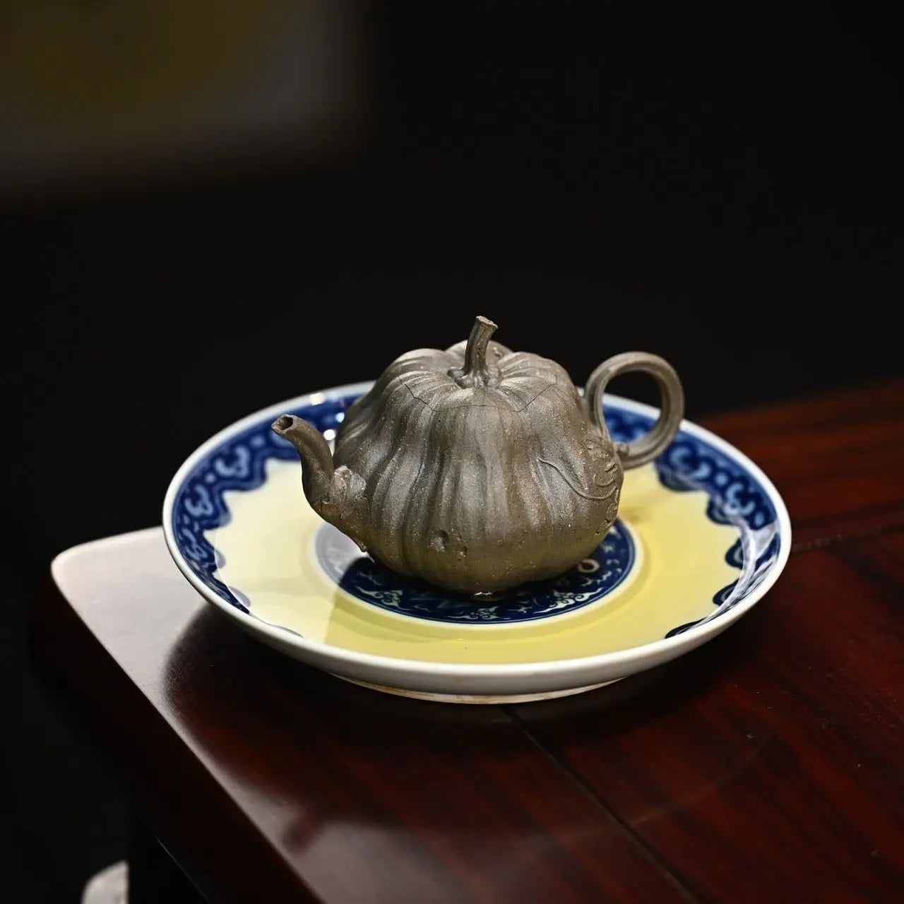 Xiu Yu Nan Gua 150cc - Yixing Handmade Teapot 江苏宜兴