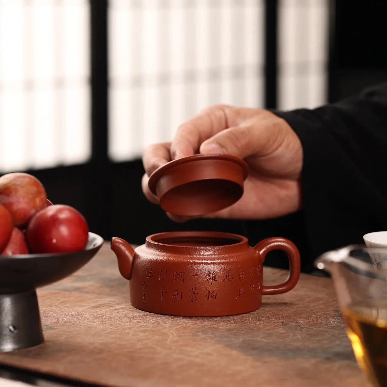 Xu Mao 200cc - Yixing Handmade Teapot 江苏宜兴