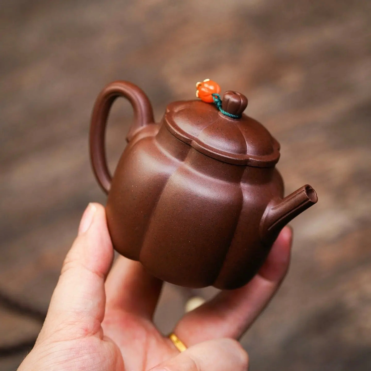 Yan Xin 110cc - Yixing Handmade Teapot 江苏宜兴