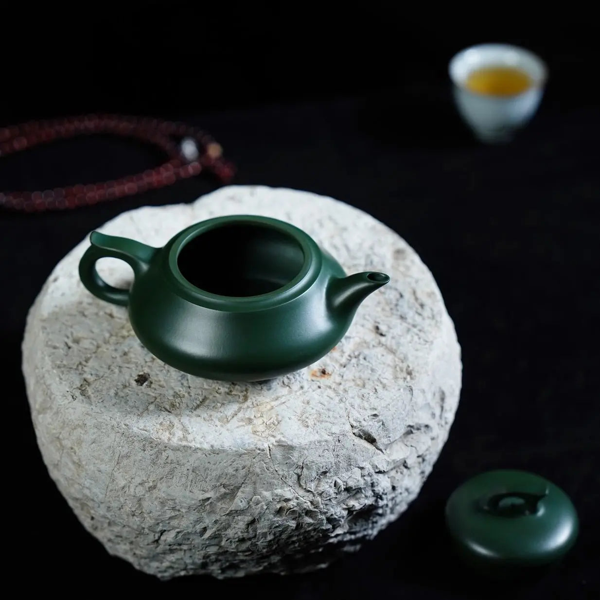 Yi Fan Feng Shun 240cc - Yixing Handmade Teapot 江苏宜兴