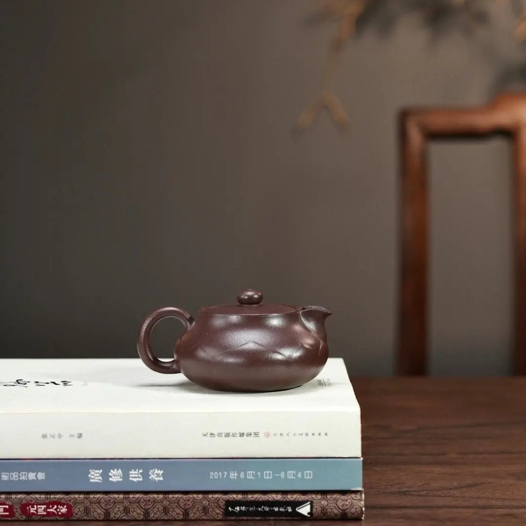 Yi Gong 170cc - Yixing Handmade Teapot 江苏宜兴